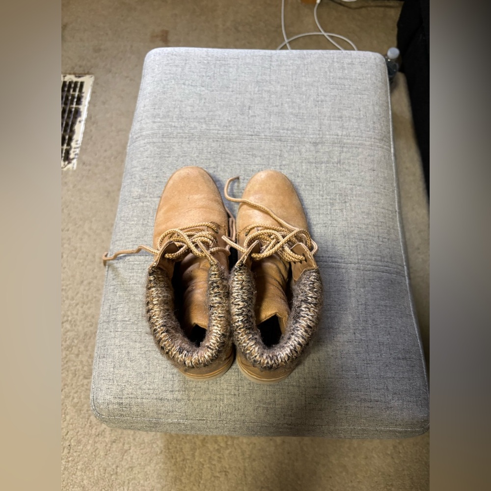 Woman’s Cliff Boots